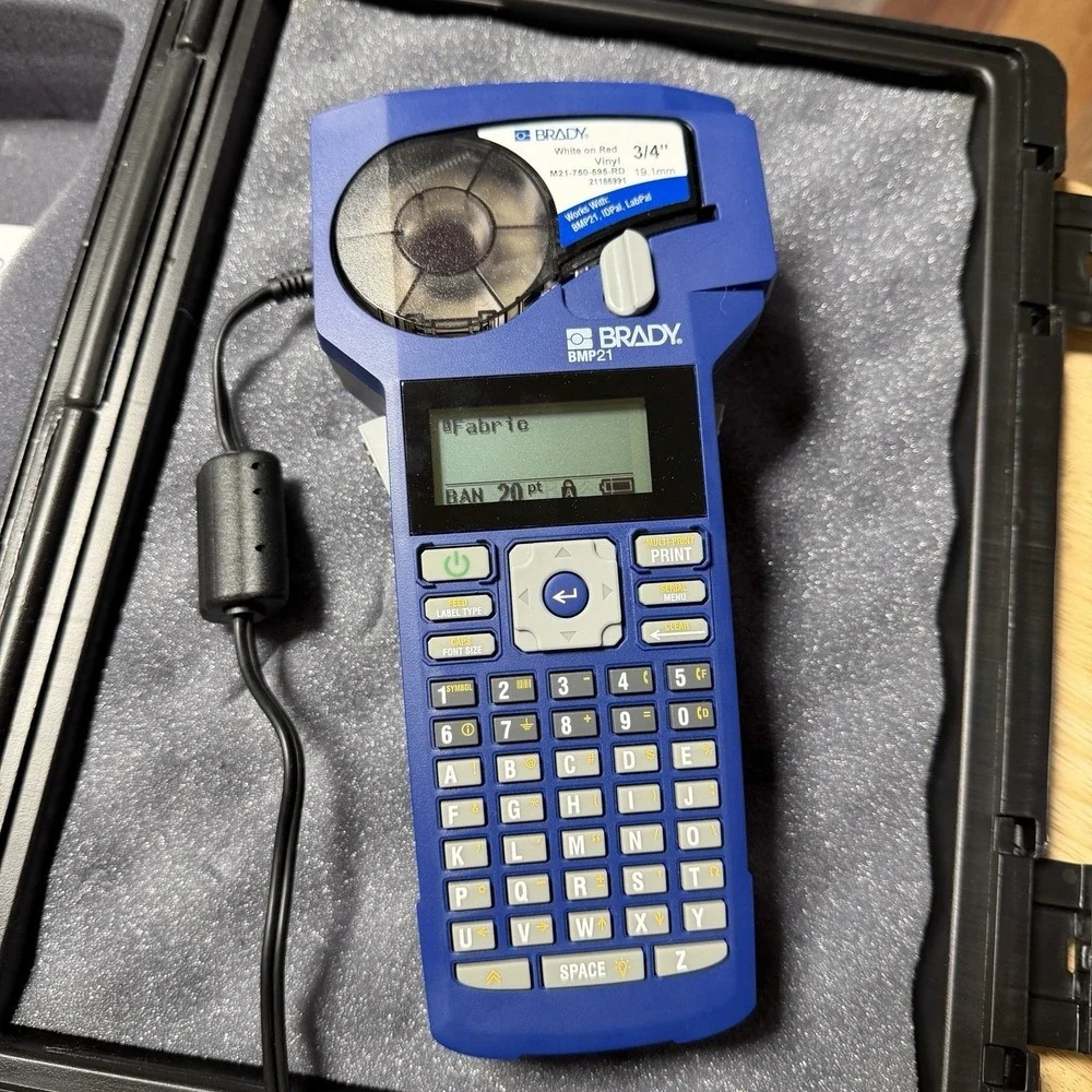 Brady BMP21 Handheld Label Printer Battery & AC/DC Power W Case